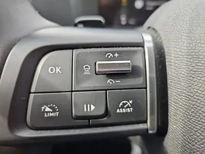 Photo 18 Citroën C4  Hybride 136 e-DCS6