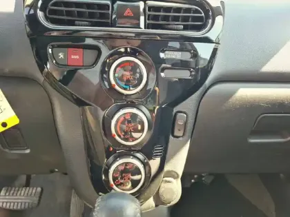 Photo 18 Peugeot Ion  Electrique