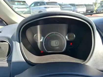 Photo 9 Peugeot Ion  Electrique