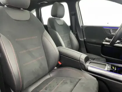 Photo 28 Mercedes Classe B  250 e 8G-DCT