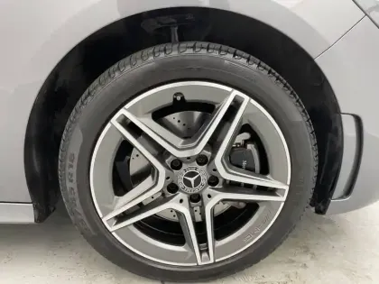 Photo 12 Mercedes Classe B  250 e 8G-DCT