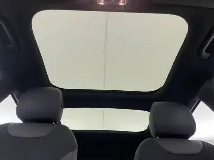 Photo 23 Mercedes Classe B  250 e 8G-DCT