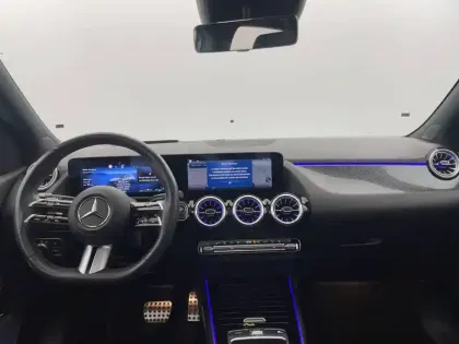 Photo 30 Mercedes Classe B  250 e 8G-DCT