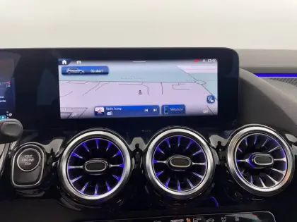 Photo 20 Mercedes Classe B  250 e 8G-DCT