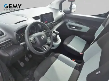 Photo 8 Citroën Berlingo  Taille XL 7pl BlueHDi 130 S&S BVM6