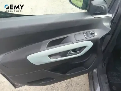 Photo 11 Citroën Berlingo  Taille XL 7pl BlueHDi 130 S&S BVM6