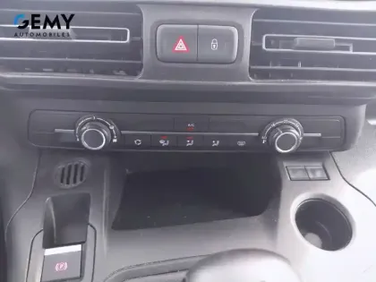 Photo 13 Citroën Berlingo  Taille XL 7pl BlueHDi 130 S&S BVM6