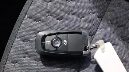 Photo 25 Ford Transit  CUSTOM MULTICAB 320 L1 2.0 ECOBLUE 170 CH BVA8