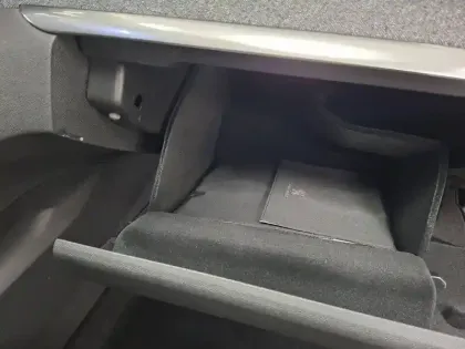 Photo 29 Peugeot 3008  Hybrid 225 e-EAT8