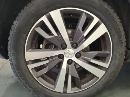 Photo 20 Peugeot 3008  Hybrid 225 e-EAT8