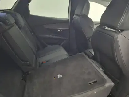 Photo 24 Peugeot 3008  Hybrid 225 e-EAT8