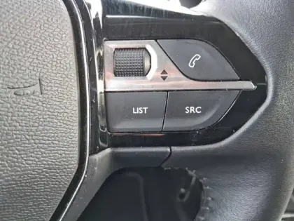 Photo 14 Peugeot 208  PureTech 100 S&S EAT8