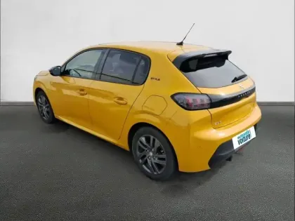 Photo 6 Peugeot 208  PureTech 100 S&S EAT8