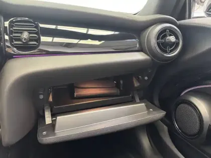 Photo 21 Mini Mini Cabriolet Cooper 136 ch DKG7