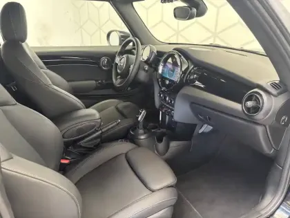 Photo 18 Mini Mini Cabriolet Cooper 136 ch DKG7