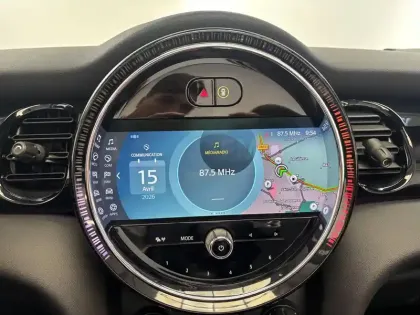 Photo 25 Mini Mini Cabriolet Cooper 136 ch DKG7