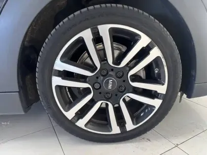 Photo 15 Mini Mini Cabriolet Cooper 136 ch DKG7