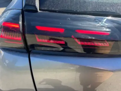 Photo 16 Peugeot 2008  Hybrid 110 e-DCS6