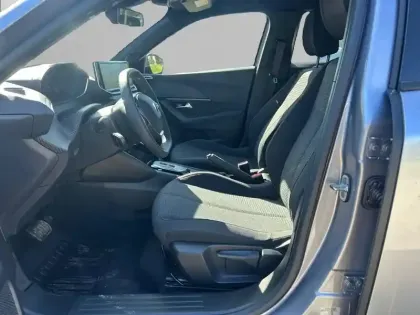 Photo 10 Peugeot 2008  Hybrid 110 e-DCS6