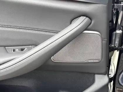 Photo 36 BMW Serie 5 Touring 540d TwinPower Turbo xDrive 340 ch BVA8