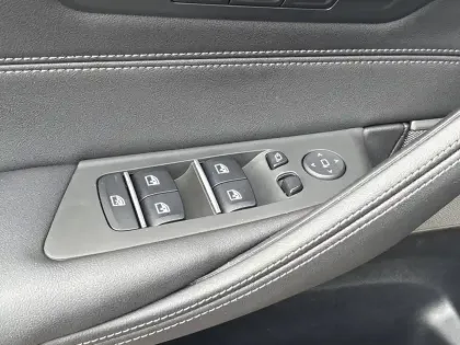 Photo 21 BMW Serie 5 Touring 540d TwinPower Turbo xDrive 340 ch BVA8