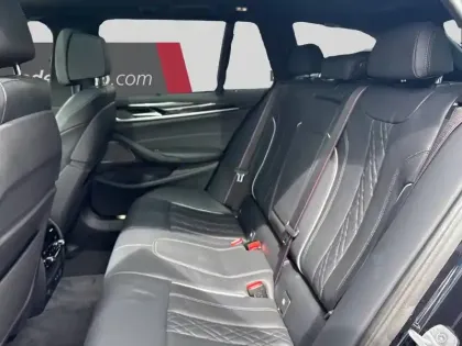 Photo 13 BMW Serie 5 Touring 540d TwinPower Turbo xDrive 340 ch BVA8