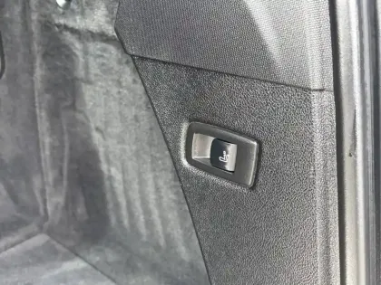 Photo 17 BMW Serie 5 Touring 540d TwinPower Turbo xDrive 340 ch BVA8