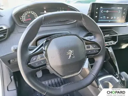 Photo 16 Peugeot 208  PureTech 75 S&S BVM5