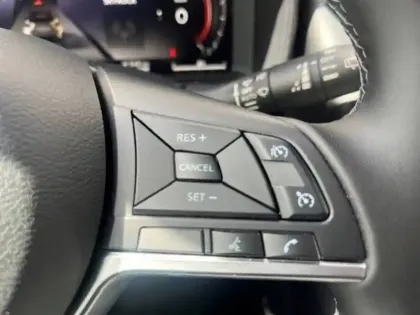 Photo 14 Nissan Juke  HYBRID 143
