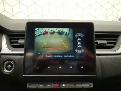 Photo 19 Renault Captur  E-Tech full hybrid 145