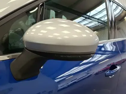 Photo 37 Renault Captur  E-Tech full hybrid 145