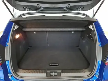 Photo 15 Renault Captur  E-Tech full hybrid 145