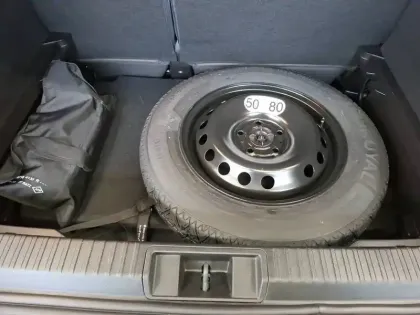 Photo 25 Renault Captur  E-Tech full hybrid 145