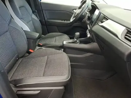 Photo 8 Renault Captur  E-Tech full hybrid 145