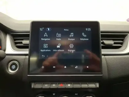 Photo 17 Renault Captur  E-Tech full hybrid 145