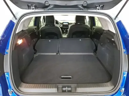 Photo 16 Renault Captur  E-Tech full hybrid 145