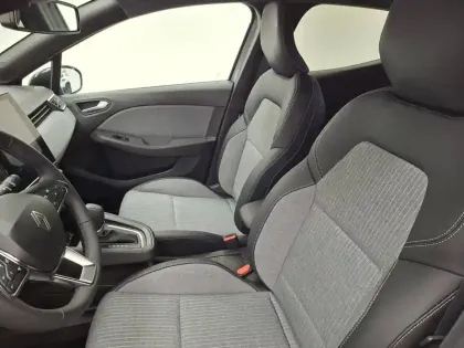 Photo 36 Renault Clio  E-Tech full hybrid 145 ch GSR2