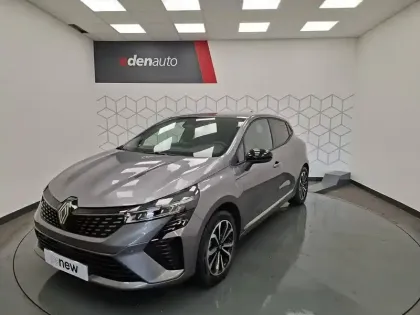 Photo 7 Renault Clio  E-Tech full hybrid 145 ch GSR2