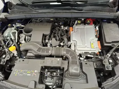 Photo 47 Renault Captur  E-Tech full hybrid 145 ch