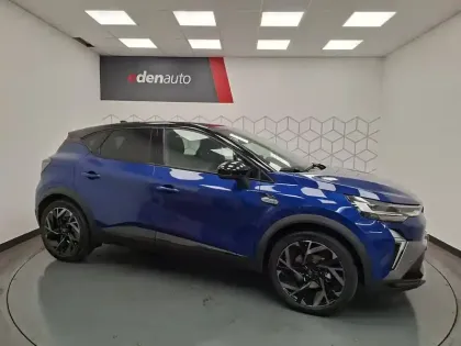 Photo 15 Renault Captur  E-Tech full hybrid 145 ch