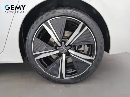 Photo 26 Peugeot 308  PHEV 180 e-EAT8