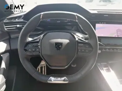 Photo 14 Peugeot 308  PHEV 180 e-EAT8