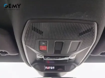 Photo 32 Peugeot 308  PHEV 180 e-EAT8