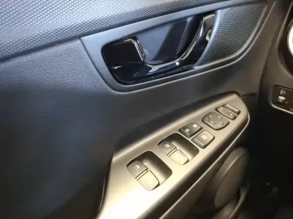 Photo 25 Hyundai Kona  1.6 GDi Hybrid