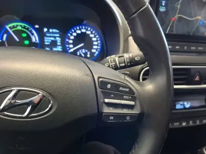 Photo 23 Hyundai Kona  1.6 GDi Hybrid