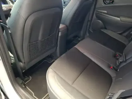 Photo 19 Hyundai Kona  1.6 GDi Hybrid