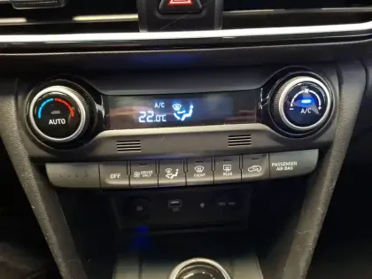 Photo 27 Hyundai Kona  1.6 GDi Hybrid