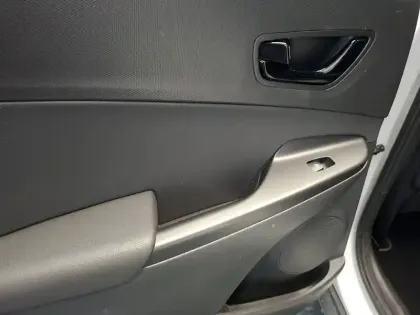 Photo 20 Hyundai Kona  1.6 GDi Hybrid