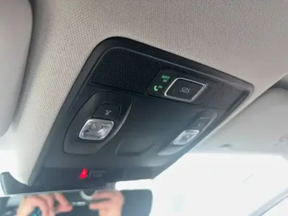 Photo 56 Renault Captur  mild hybrid 160 EDC