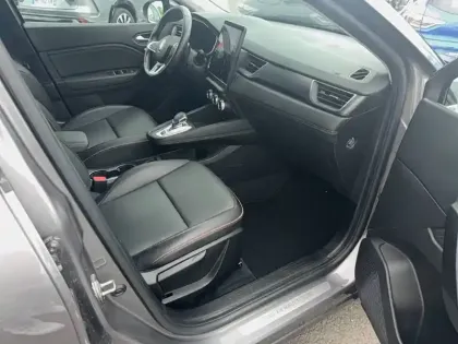 Photo 8 Renault Captur  mild hybrid 160 EDC